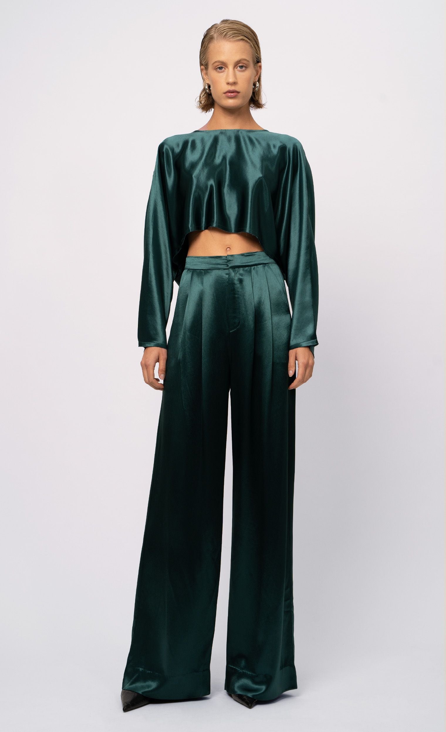 Emilia Crop - Emerald Top Nonchalant Label
