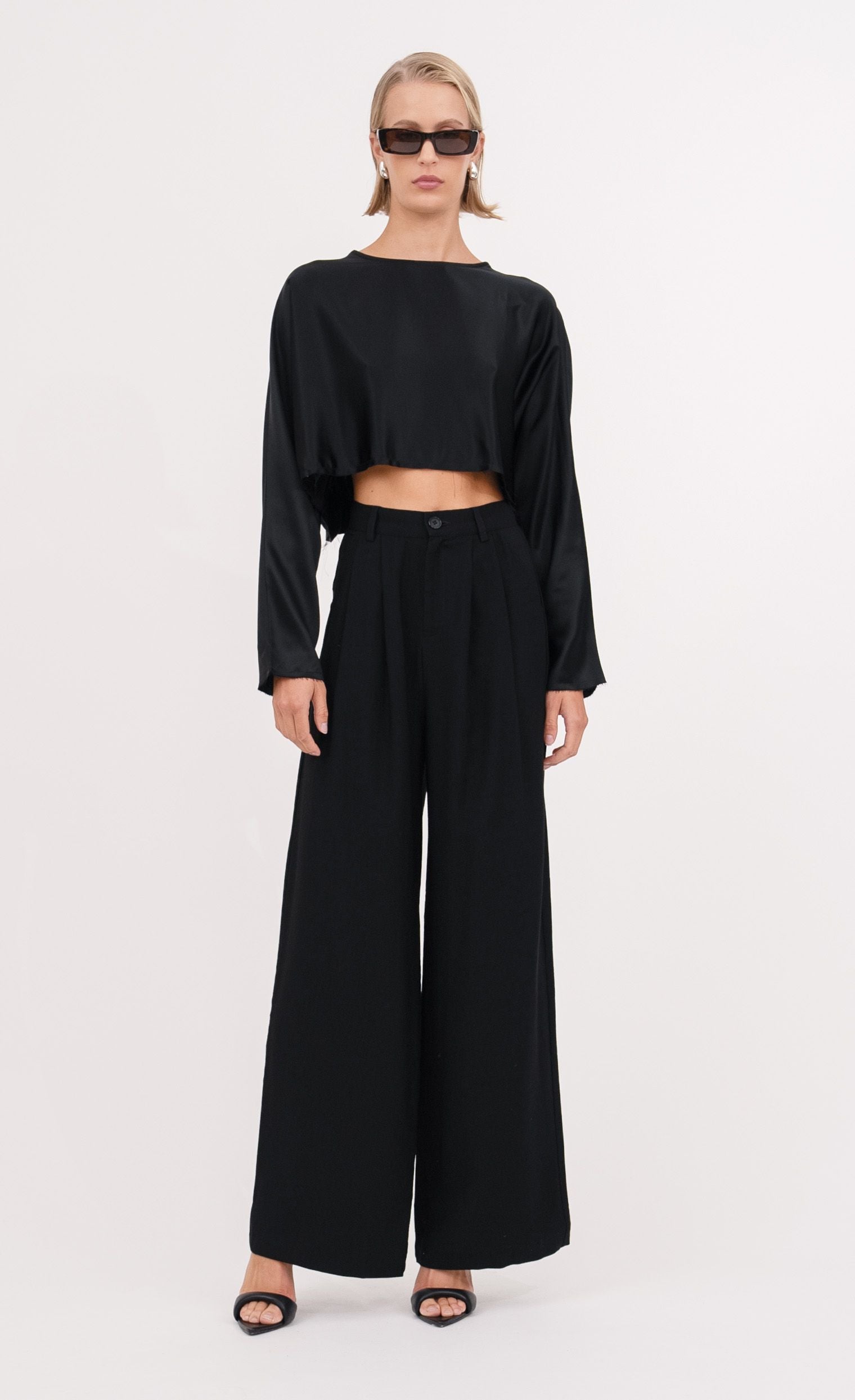 Emilia Crop - Black Top nonchalantlabel