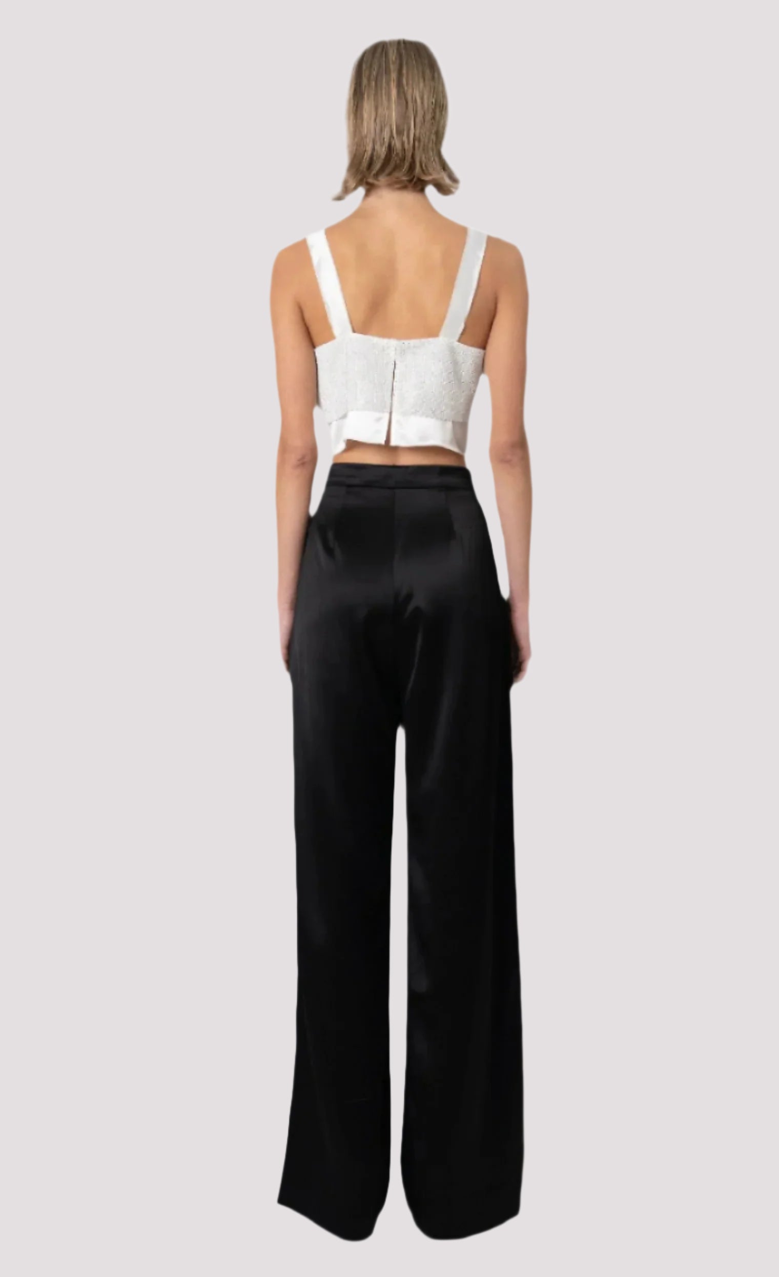 Capri Crop - White Top Nonchalant Label