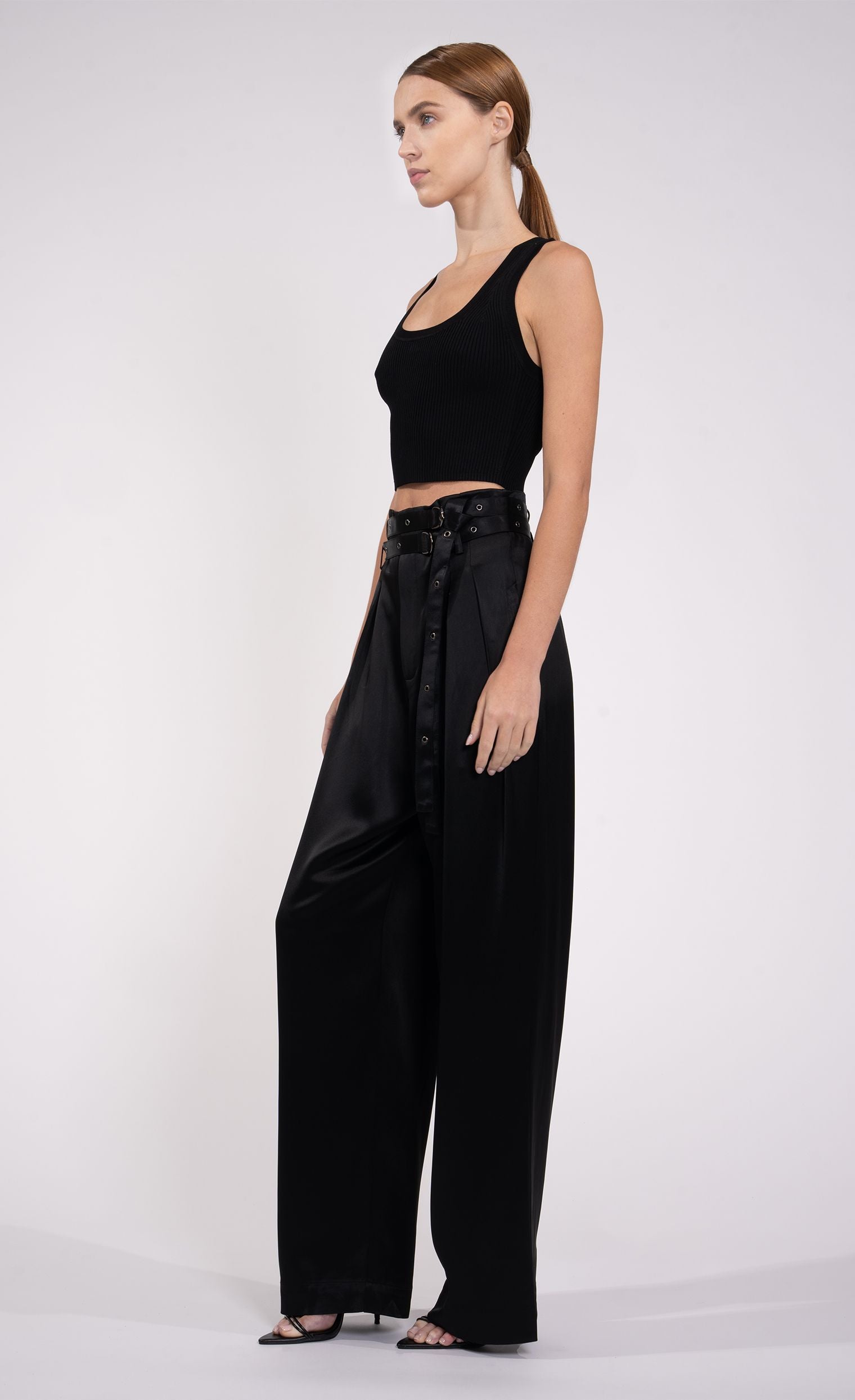 Eve Crop - Black Top Nonchalant Label