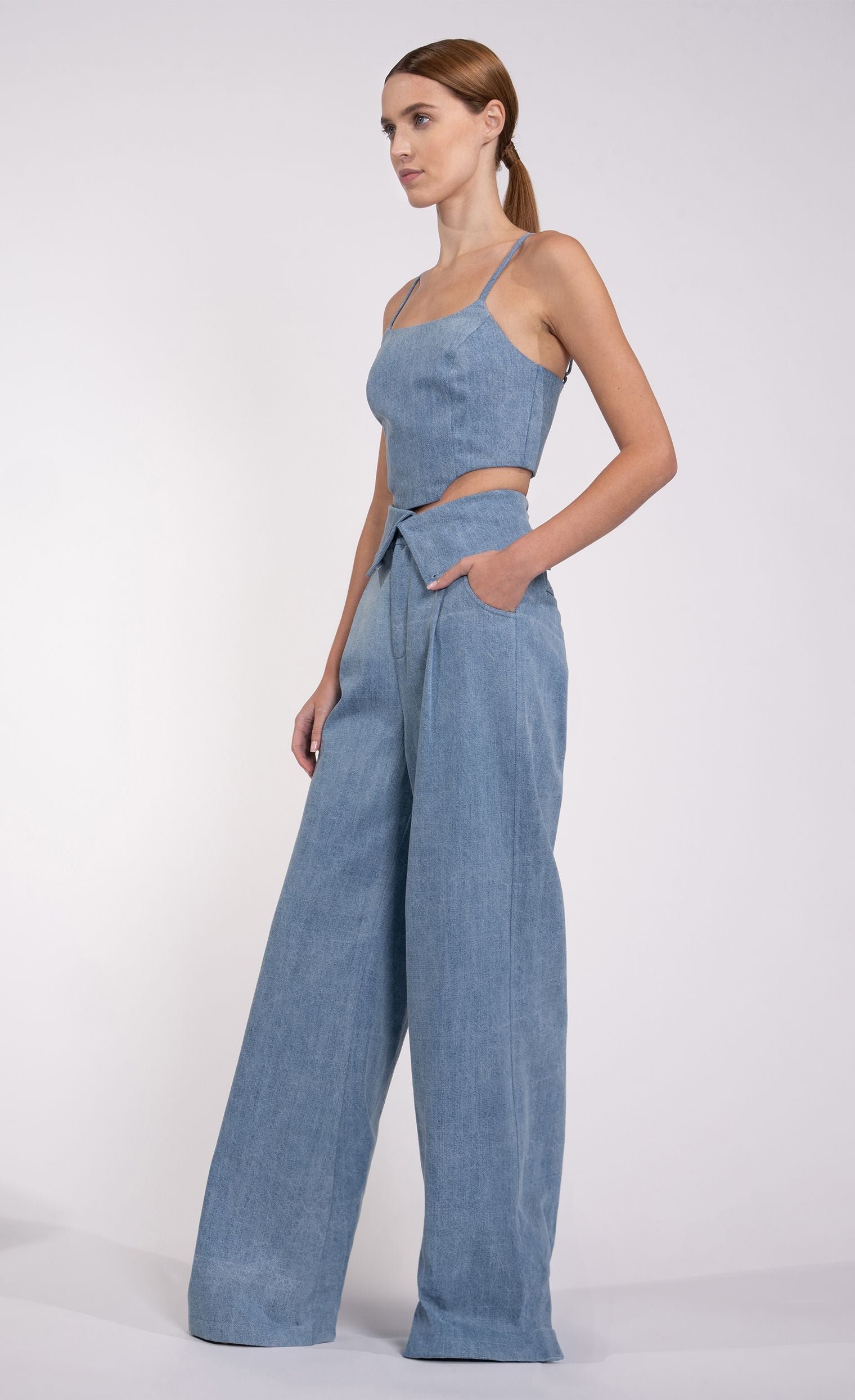 Bea Crop Top Nonchalant Label