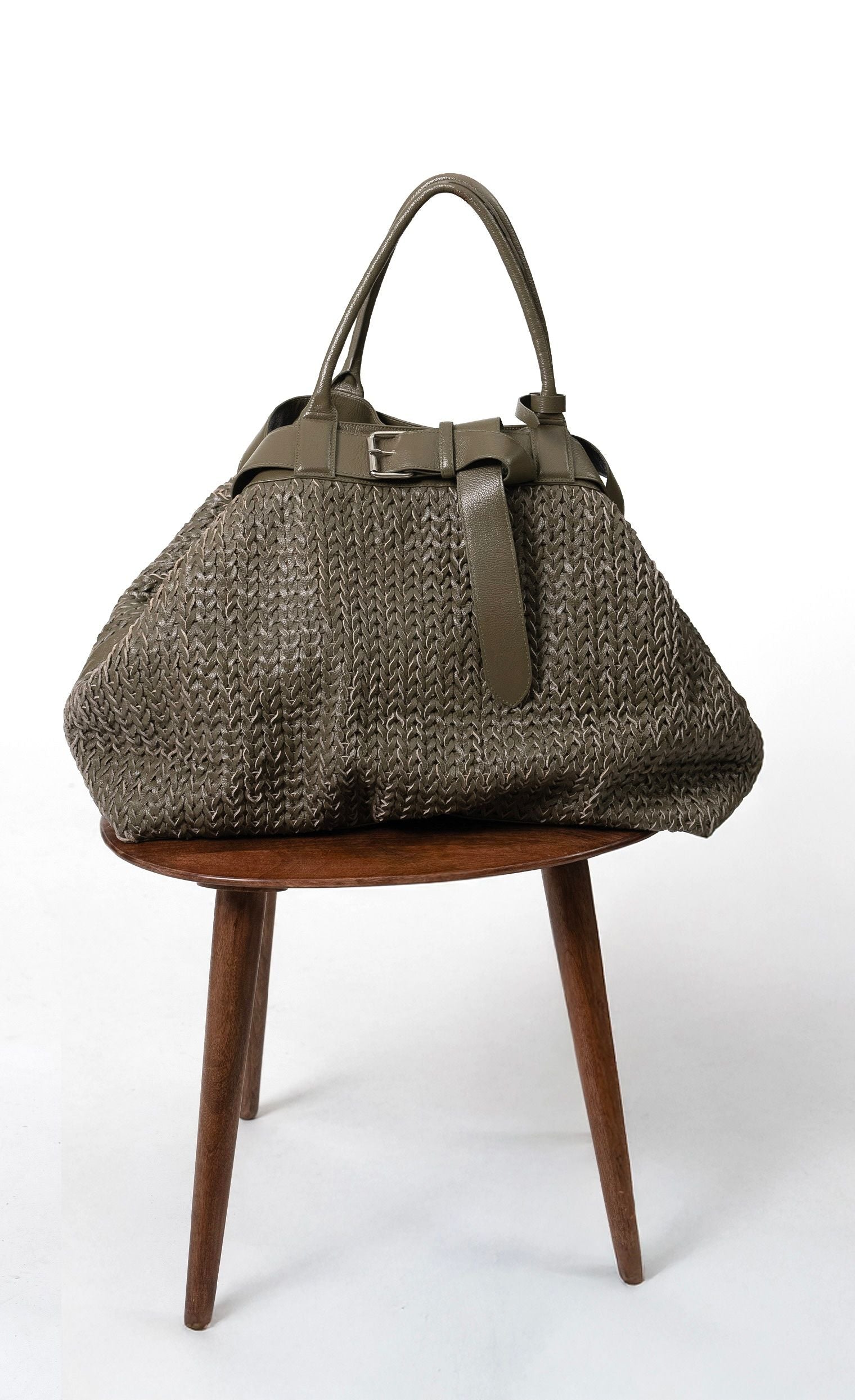 Milo Tote - Army Green Bag Nonchalant Label