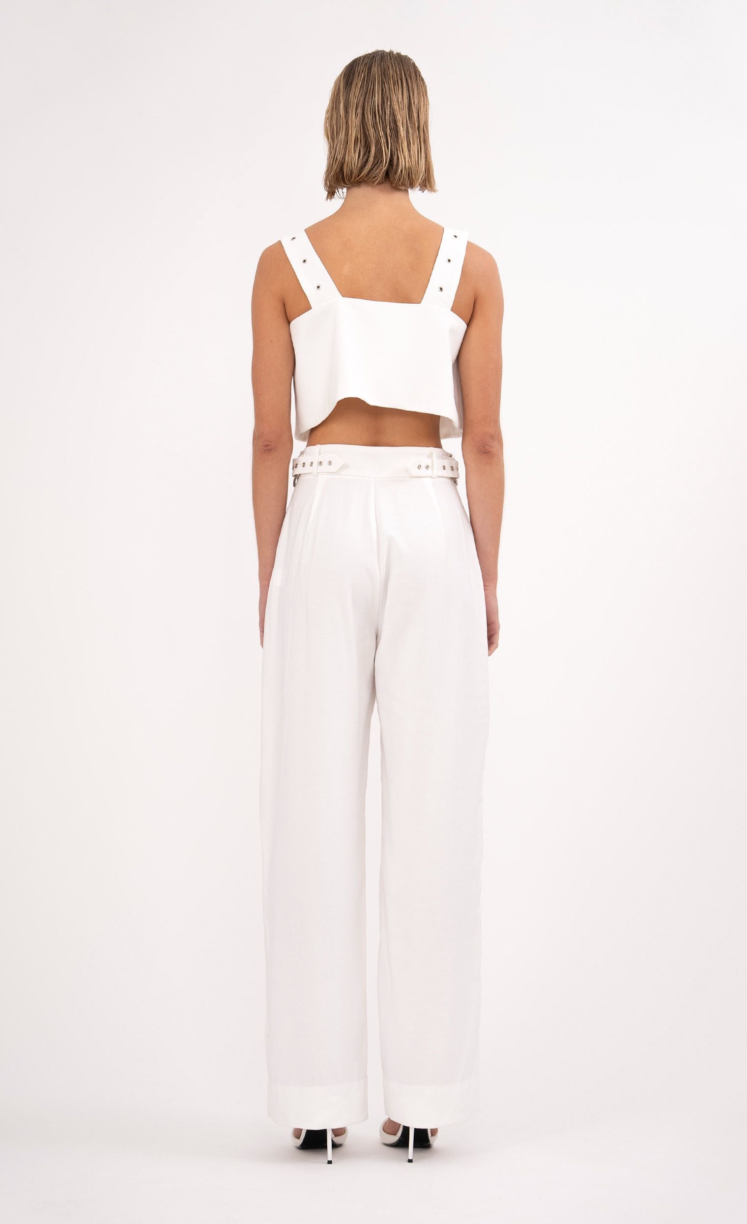 Cruz Crop Crop Top Nonchalant Label