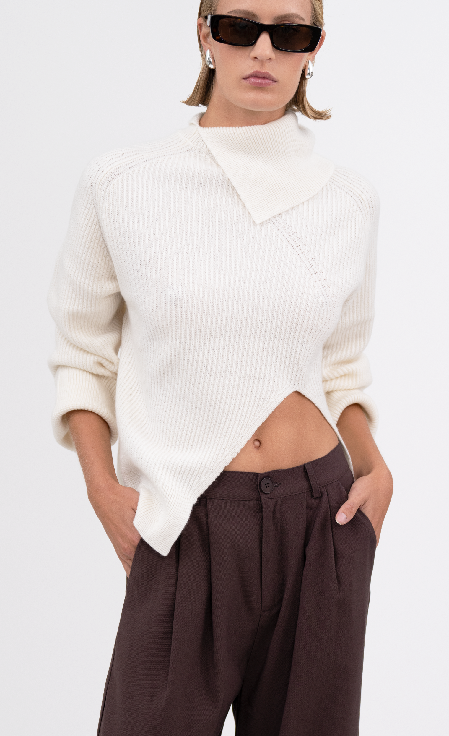 Hayes Sweater - Ivory Top Nonchalant Label