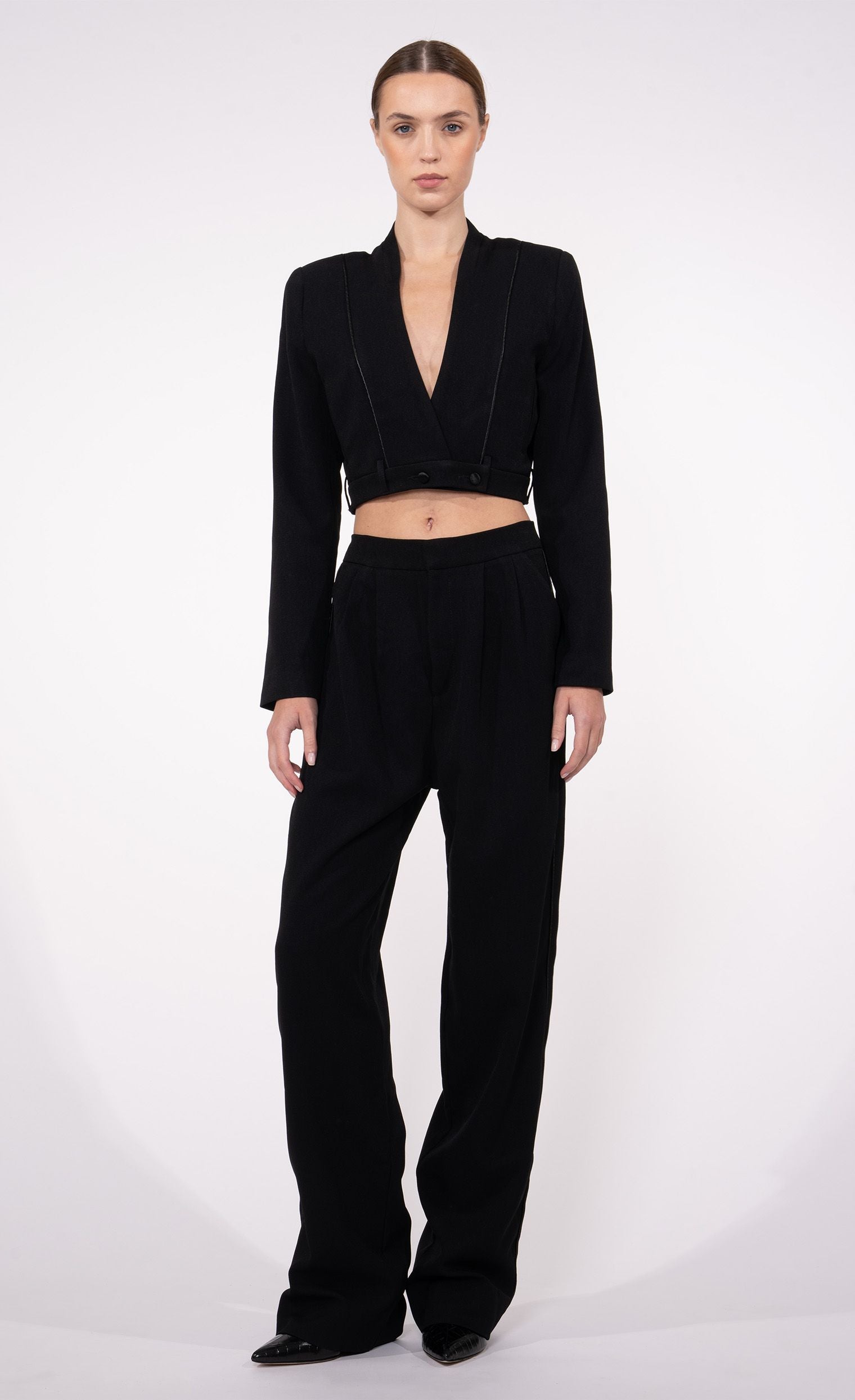 Effie Blazer Top Nonchalant Label