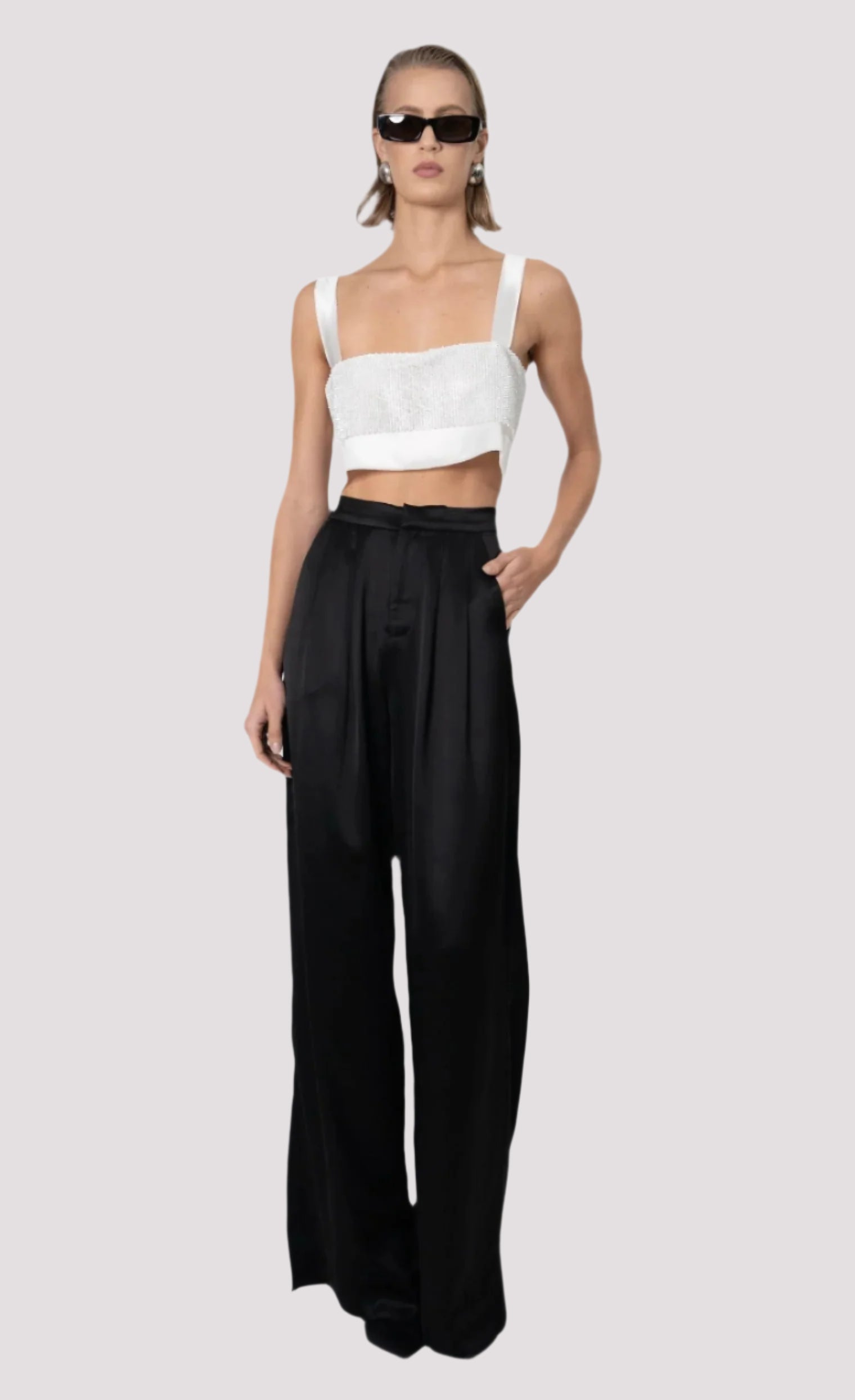Capri Crop - White Top Nonchalant Label