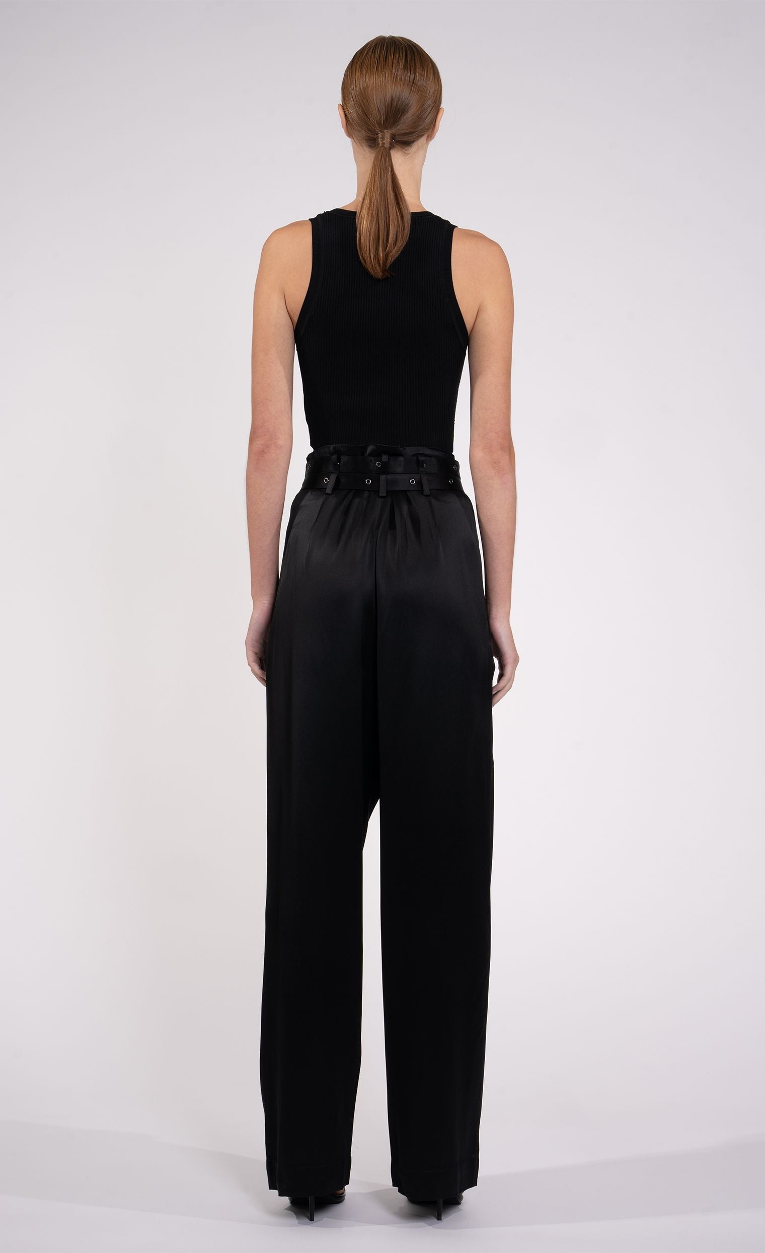 Eve Crop - Black Top Nonchalant Label