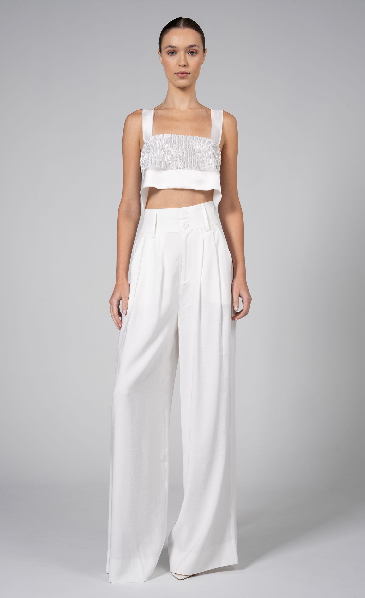 Capri Crop - White Top Nonchalant Label