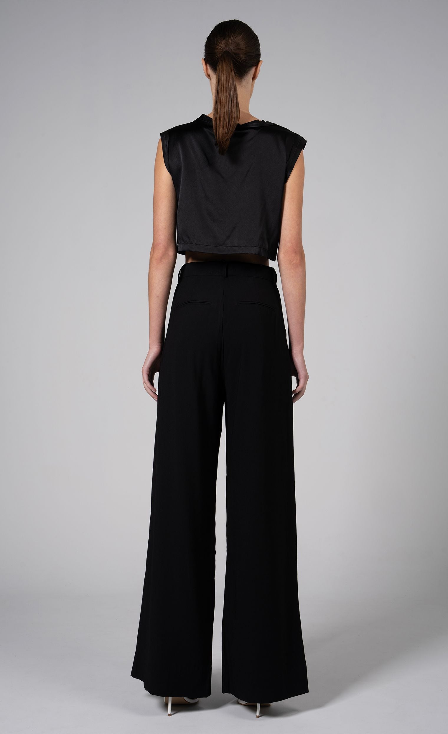 Mel Crop - Black Top nonchalantlabel