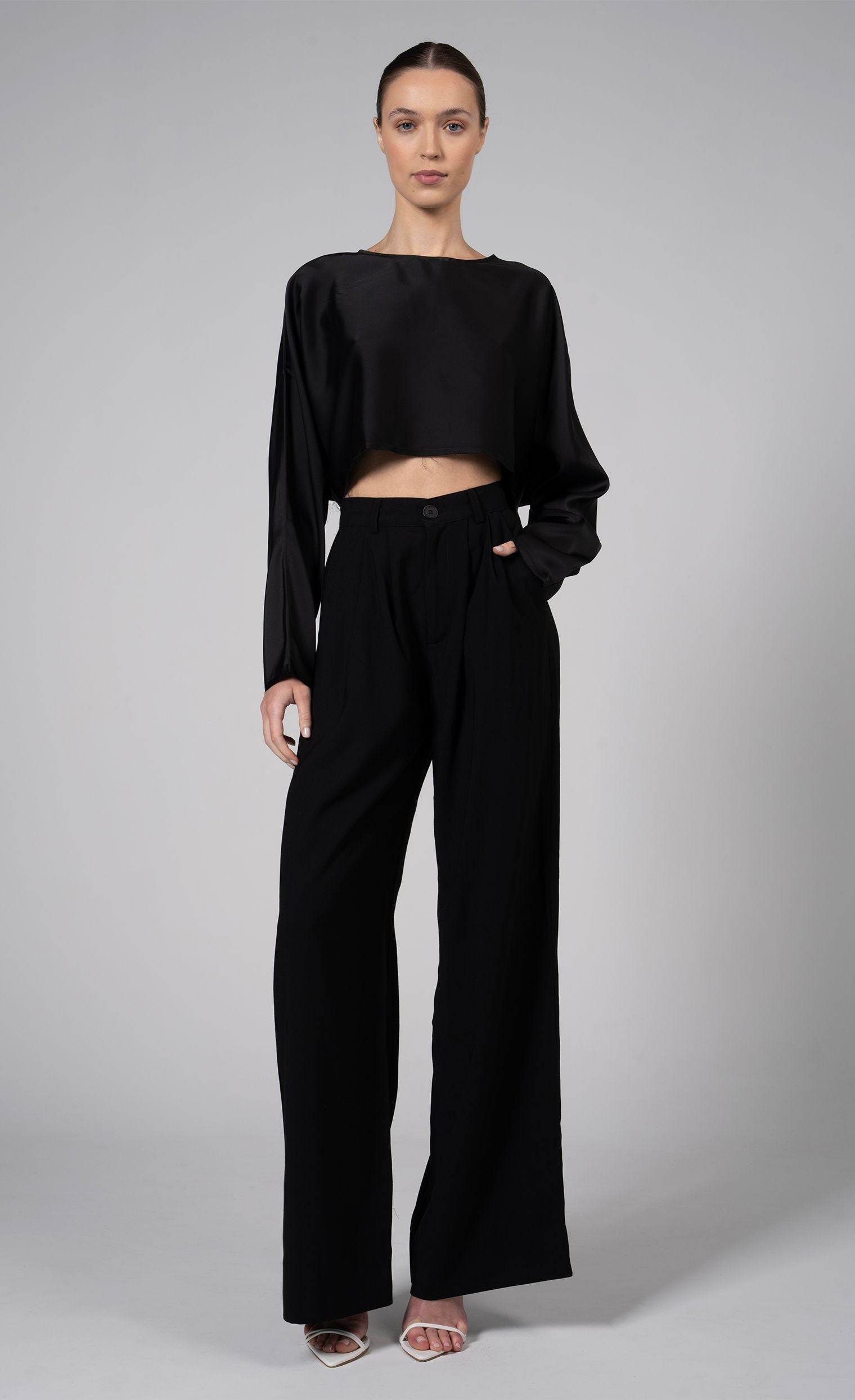 Emilia Crop - Black Top nonchalantlabel