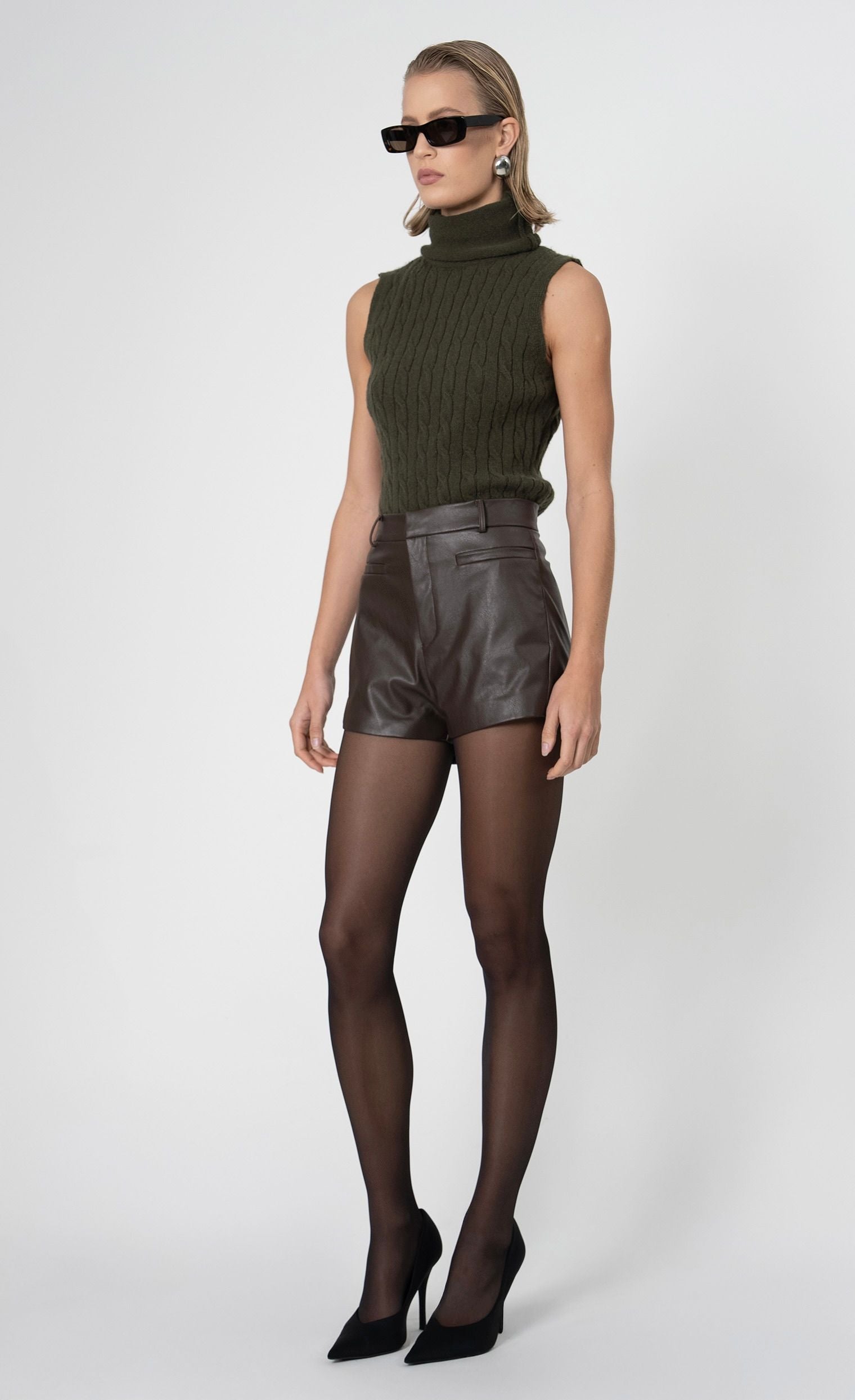 Gavin Short SHORT Nonchalant Label