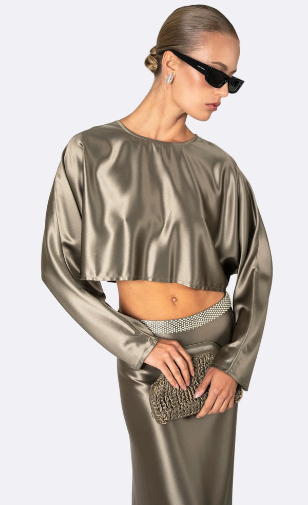 Emilia Crop - Moss Top Nonchalant Label