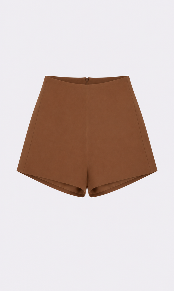 Clara Short SHORT Nonchalant Label