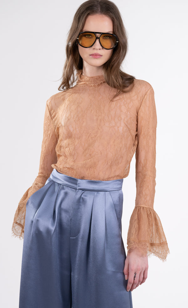 Letty Lace Top Top Nonchalant Label