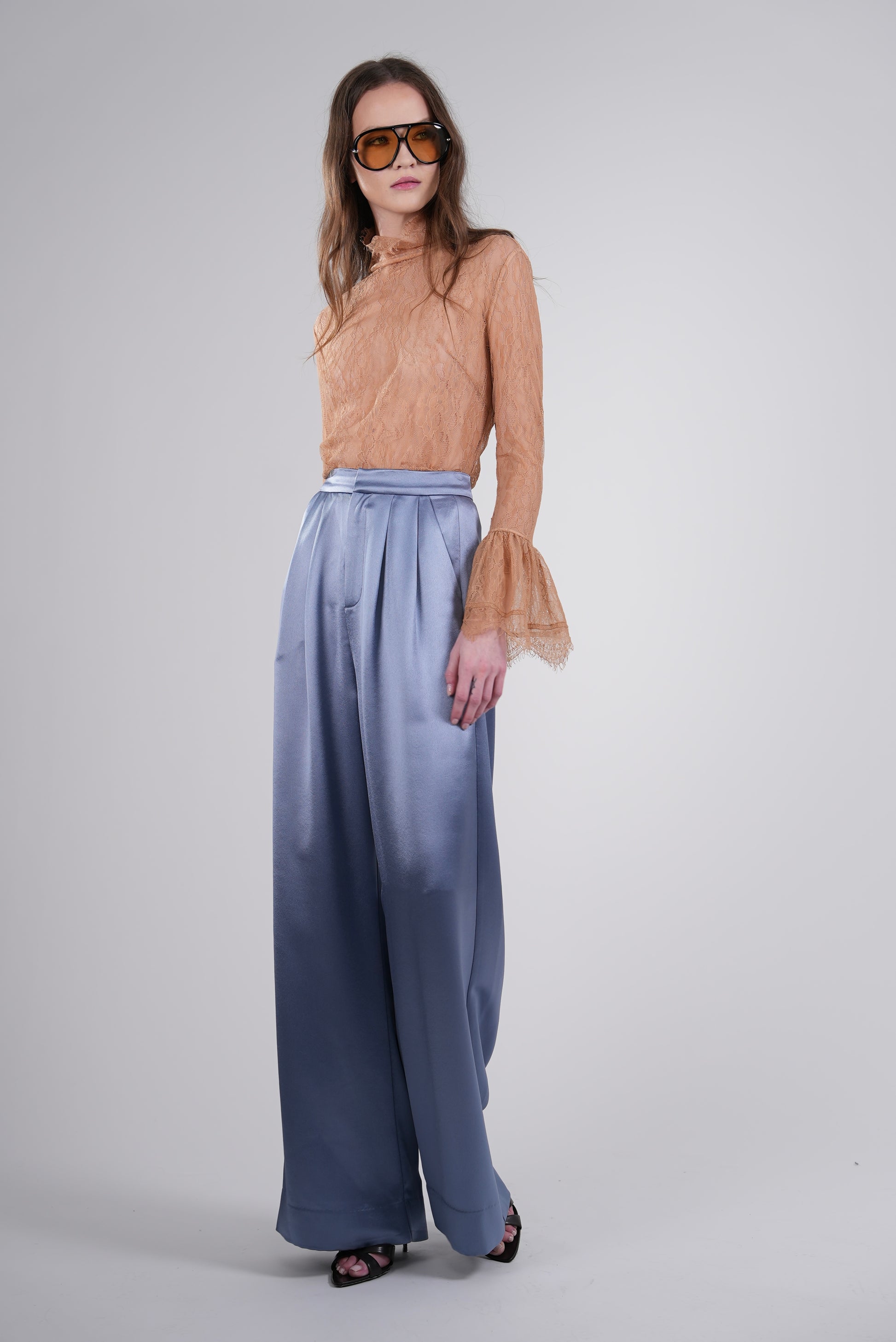 Letty Lace Top Top Nonchalant Label