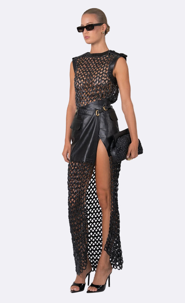 Torin Top - Black Top Nonchalant Label