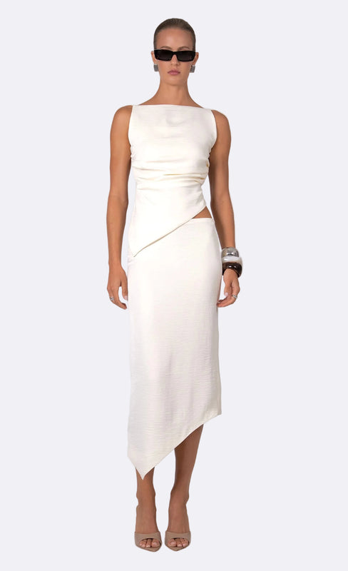 Elvina Top Top Nonchalant Label