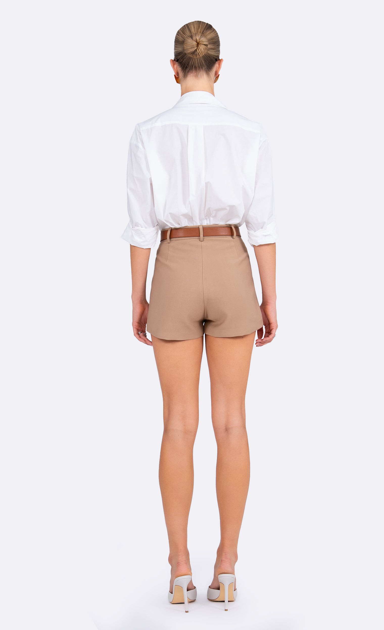 Gia Short - Camel SHORT Nonchalant Label