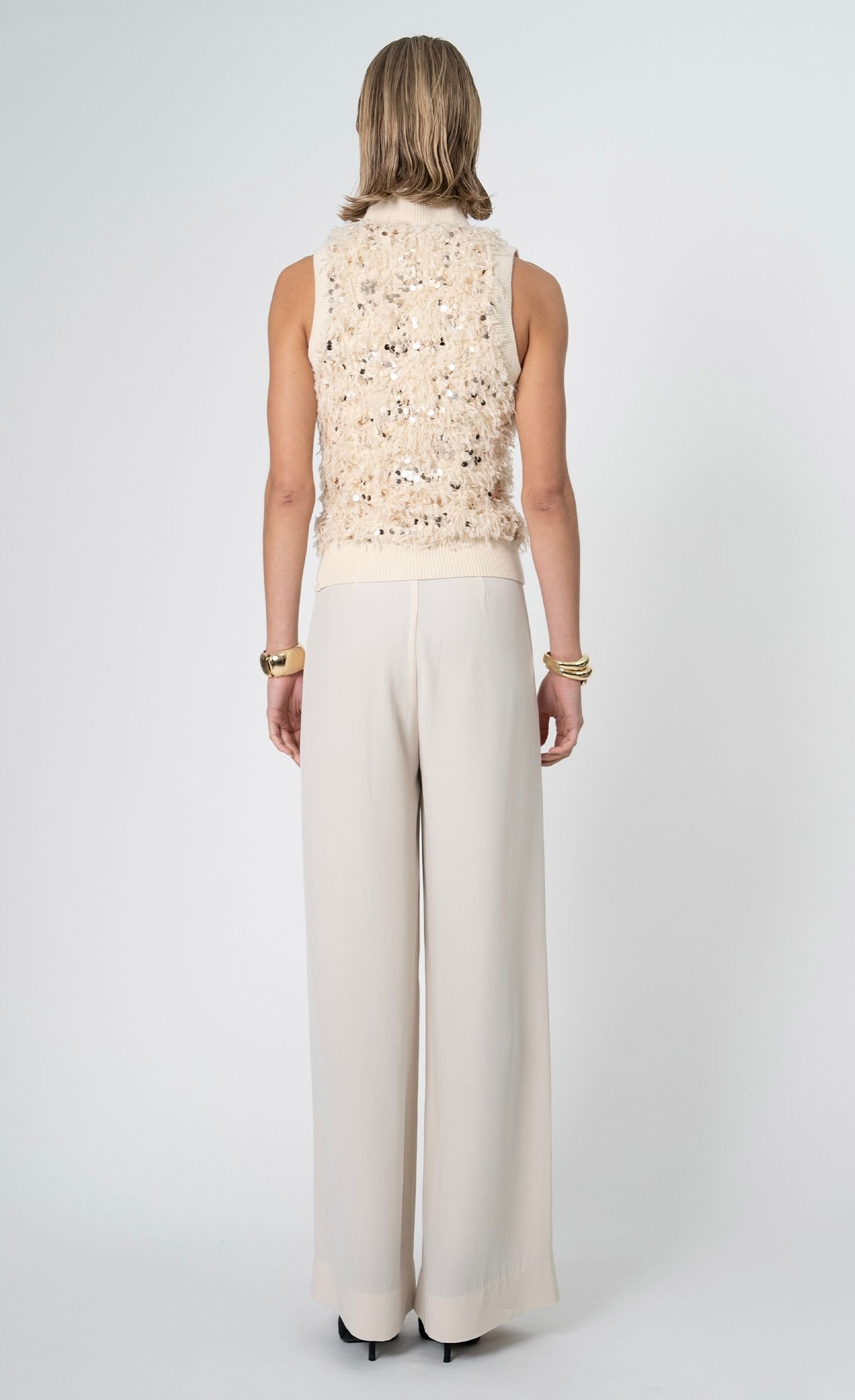 Wila Top Top Nonchalant Label