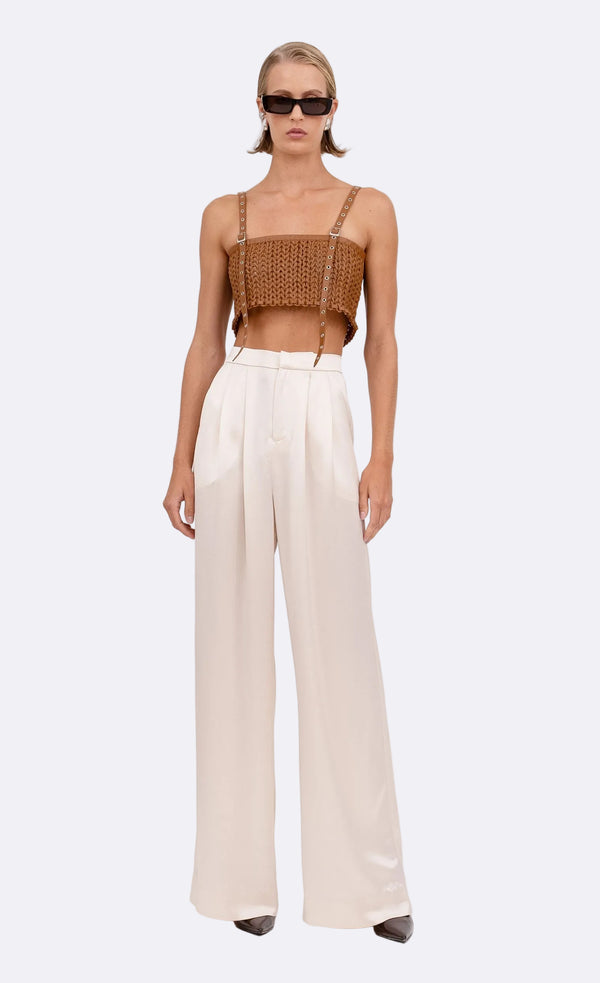 Karter Crop - Honey Top Nonchalant Label