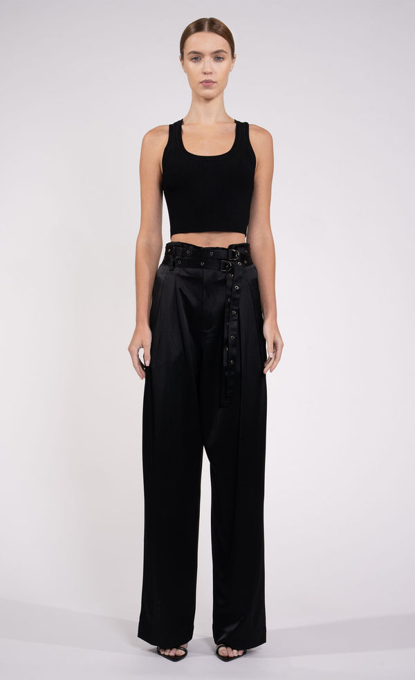 Eve Crop - Black Top Nonchalant Label
