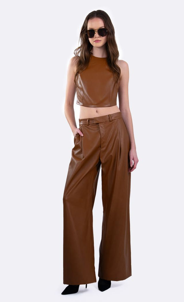 Perrie Crop - Caramel Top Nonchalant Label