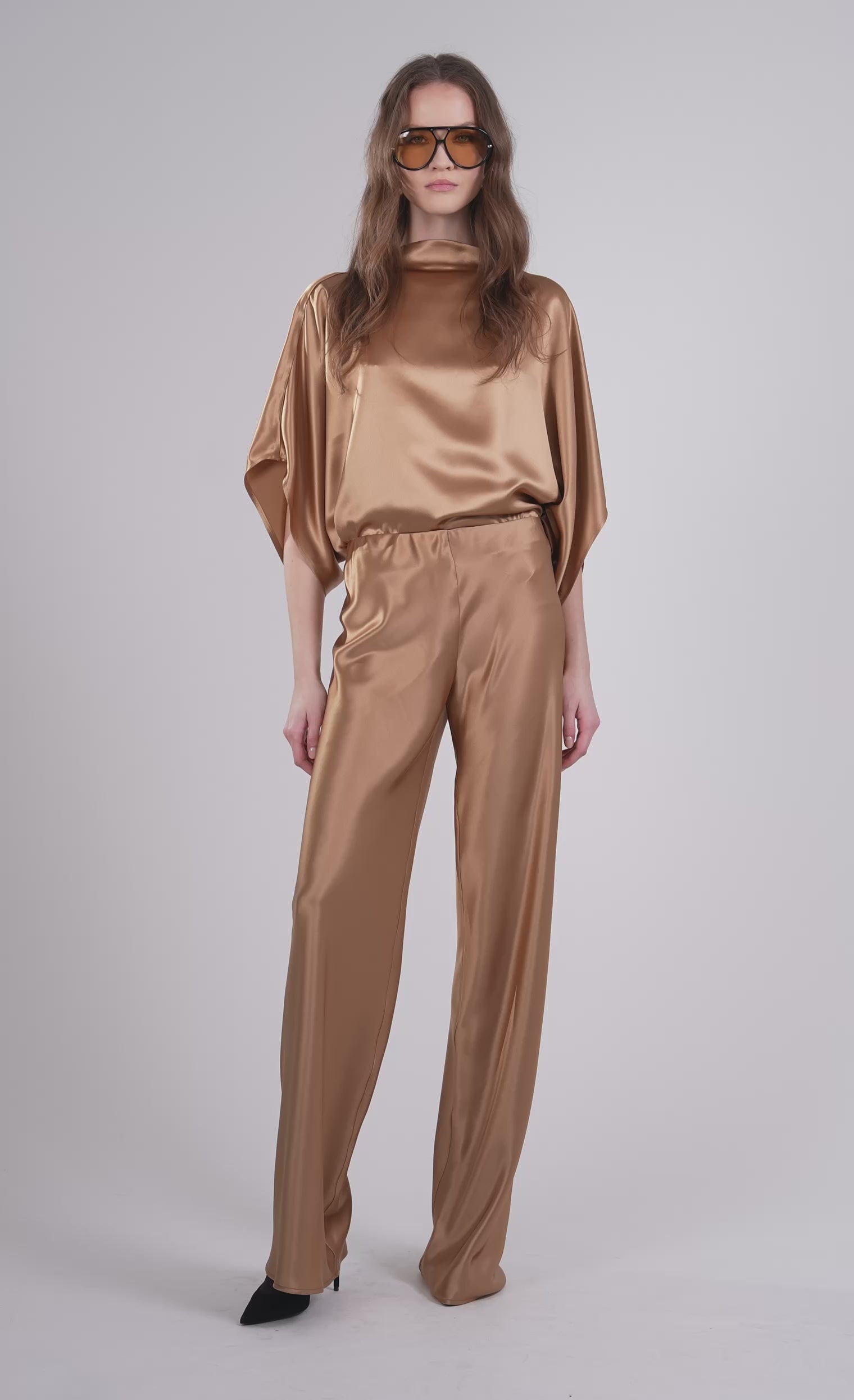 Olympia Top - Gold Top Nonchalant Label