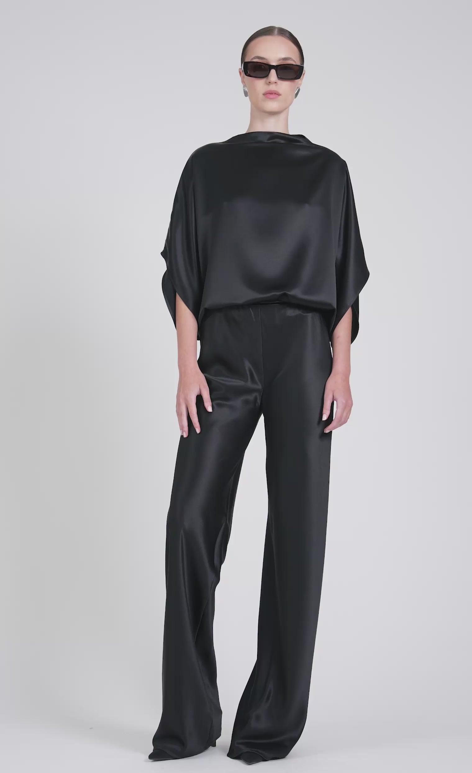 Olympia Top Top Nonchalant Label