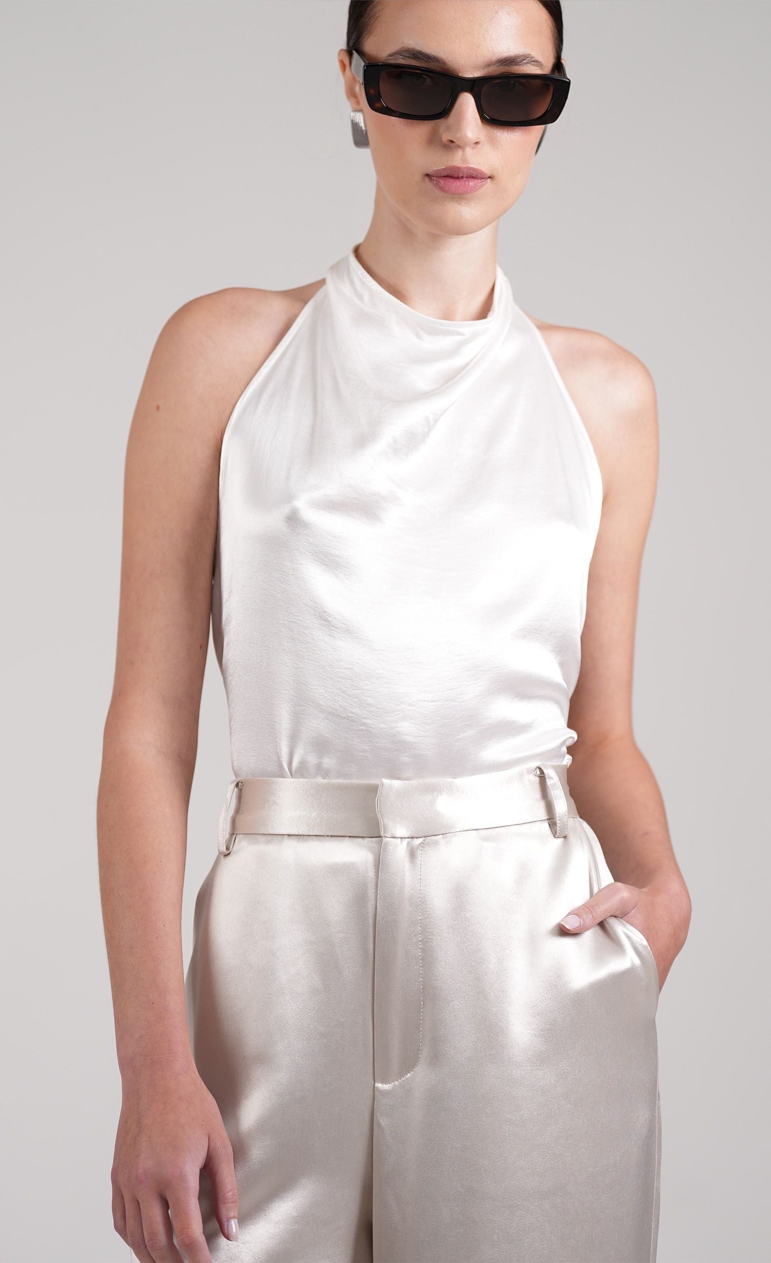 Itsy Top - Ivory Top Nonchalant Label